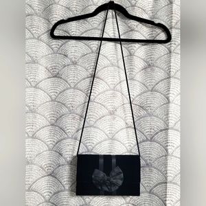 Whiting & Davis International Black Velvet Bow Long Shoulder Strap Purse